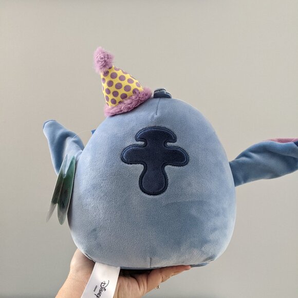 8" Squishmallow Disney Birthday Stitch - Picture 2 of 3